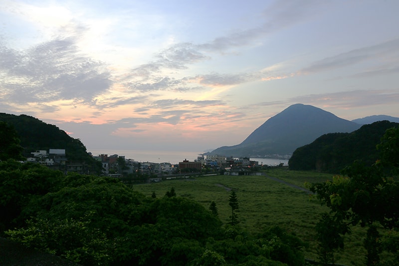 深澳電廠已於2007年除役,為了填補供電缺口,政府原先規劃原地重建燃煤電廠,目前重建計畫已喊停。(???攝)