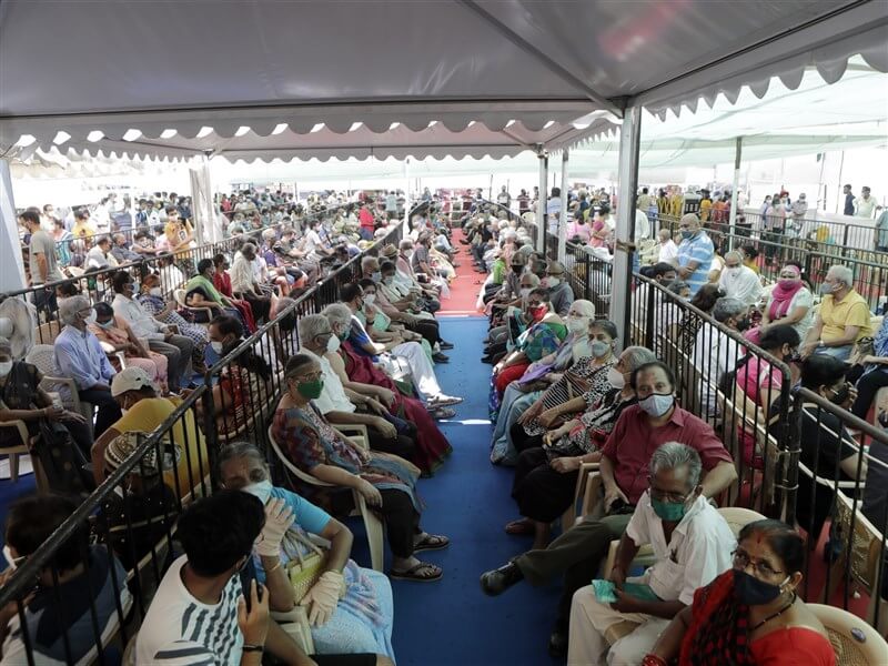 包括台灣在內 國際紛伸援手