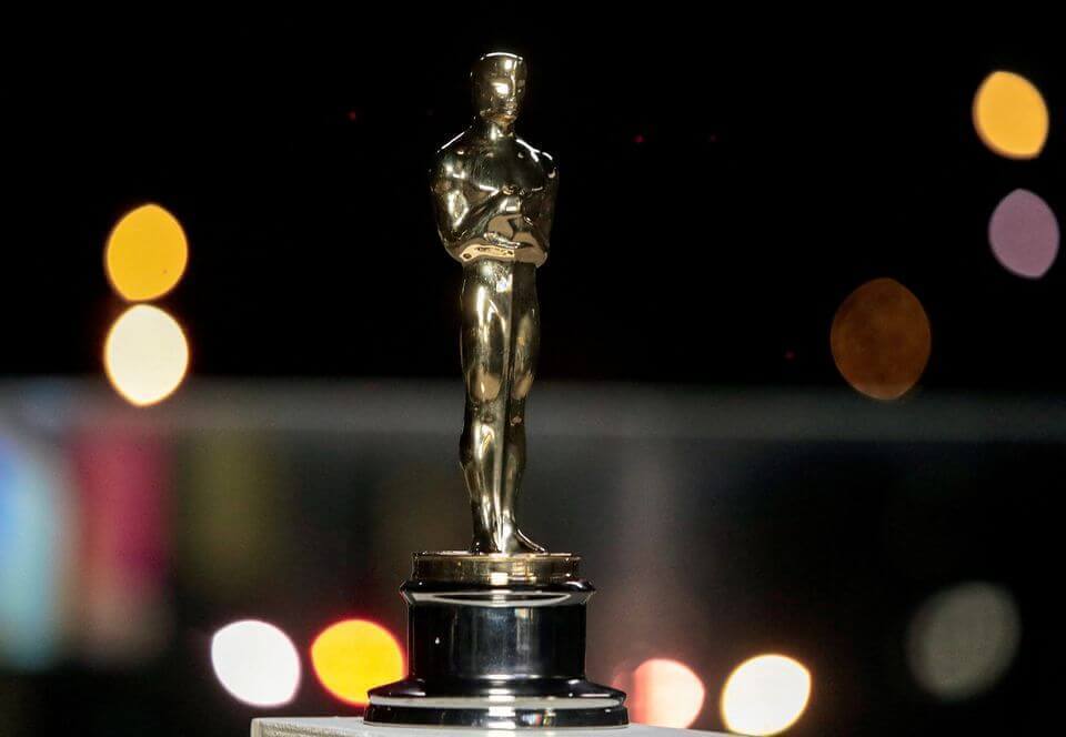 奧斯卡頒獎諾蘭奪最佳導演聲勢高 小勞勃道尼有望捧生涯首金封面