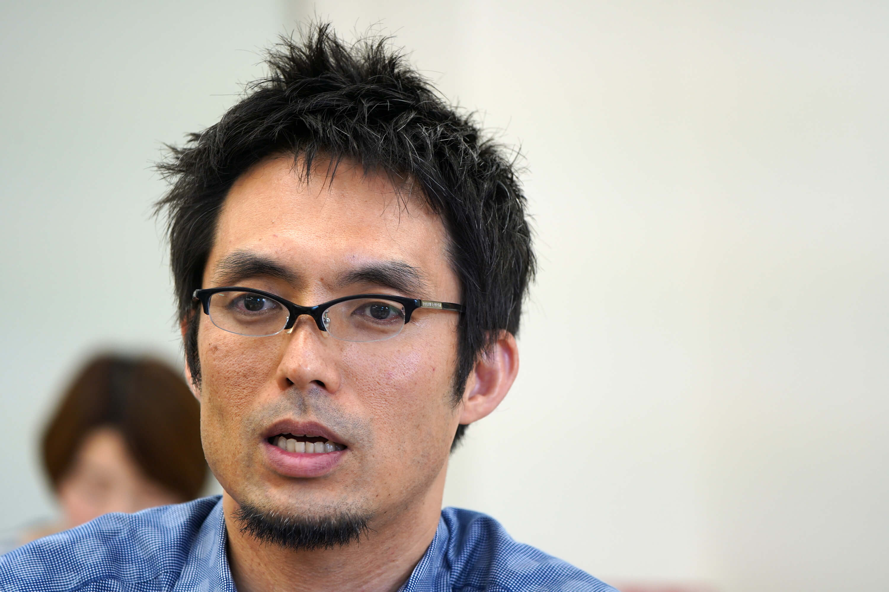 新國立競技場設置本部施設部建築課長田阪昭彥表示，為了聽取各方對於場館設計的意見，與相關團體、協會開了50次左右的會議，這也是他頭一次碰到要不斷開會的建案。（中央社記者吳家昇攝）